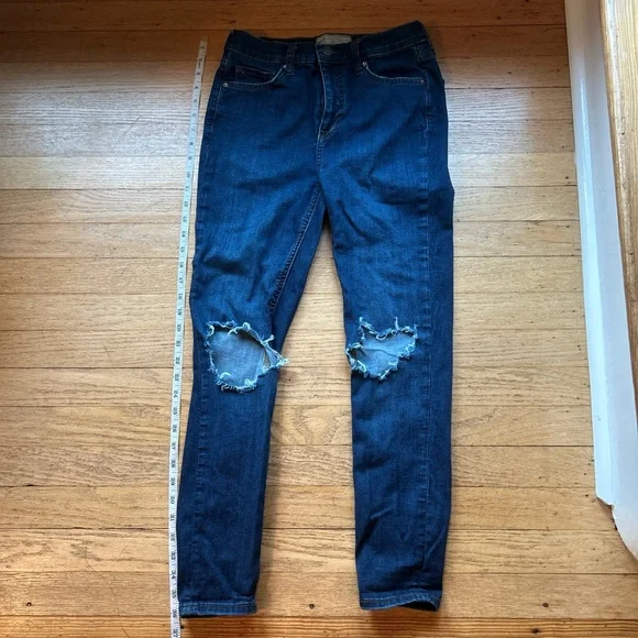 Free People Dark Blue Distressed Skinny Jeans - Picture 1 of 5